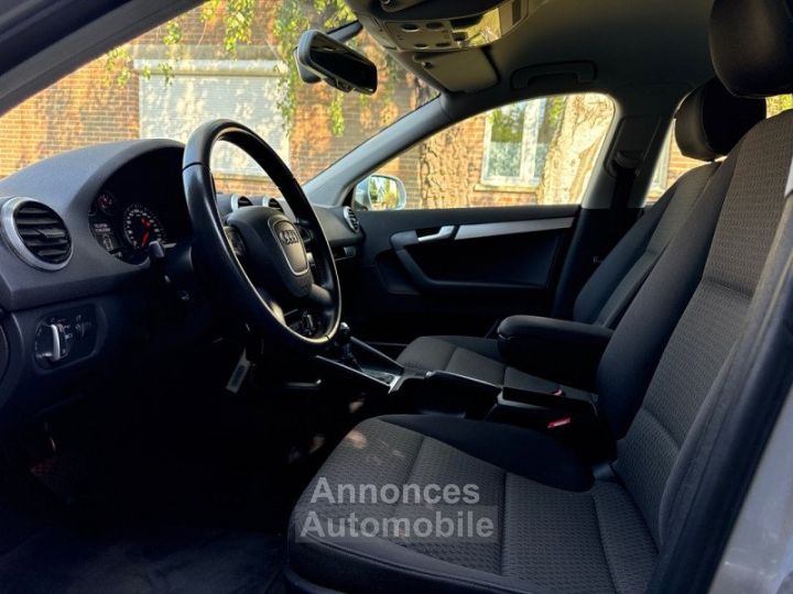 Audi A3 Sportback 16 TDI 105CH DPF AMBITION S TRONIC 7 * 112000KM * GARANTIE - 11