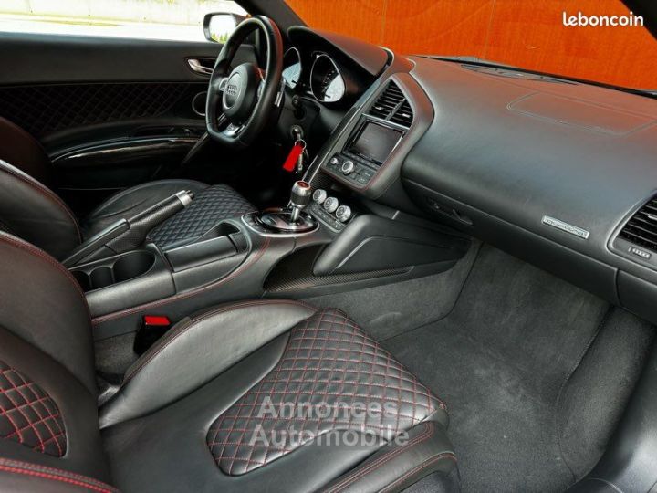 Audi R8 COUPE 52 FSI V10 525 ch stronic 7 - 9