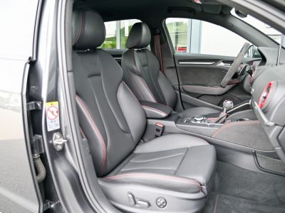 Audi RS3 Sportback 25 TFSI Navi   - 13