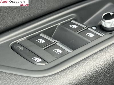 Audi A4 Avant 35 TDI 163 S tronic 7 S line   - 23