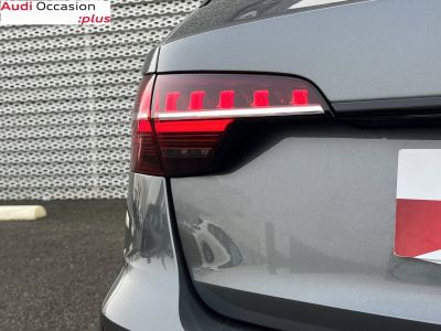 Audi A4 Avant 35 TDI 163 S tronic 7 S line   - 32