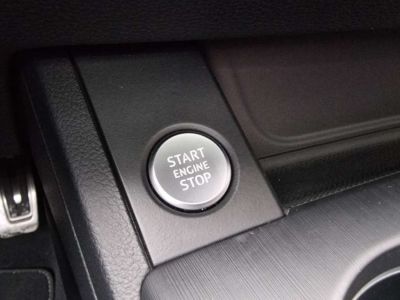 Audi A4 20 TDi S-LINE COCKPIT Bte AUTO BI-XENON RADARS 6b   - 24