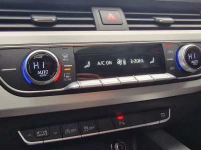 Audi A4 20 TDi S-LINE COCKPIT Bte AUTO BI-XENON RADARS 6b   - 25