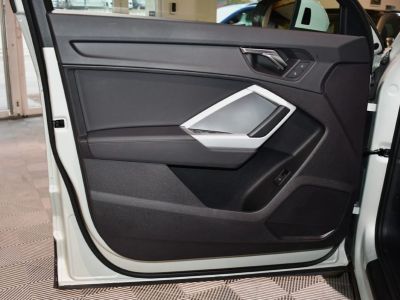 Audi Q3 Sportback S-Line Design Luxe 40 TDI 200 Quattro S-Tronic GPS Virtual Hayon Attelage Pré Sense Caméra JA 19   - 14