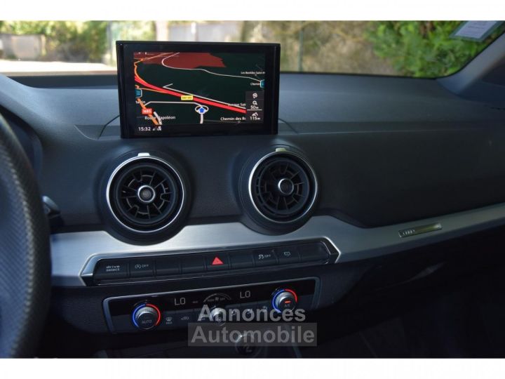 Audi Q2 15 35 TFSI COD - 150 - BV S-tronic S Line PHASE 1 - 14