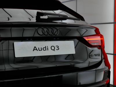 Audi Q3 35 TFSI 150 ch S line   - 23