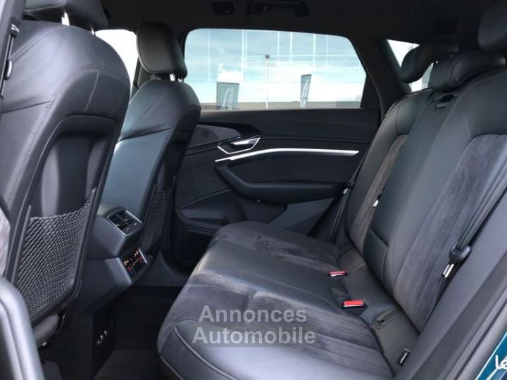 Audi e-tron 55 quattro 408 ch Avus - 10
