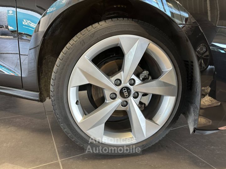 Audi A3 Sportback 35 TFSI Mild Hybrid 150 S tronic 7 Design Luxe - 6