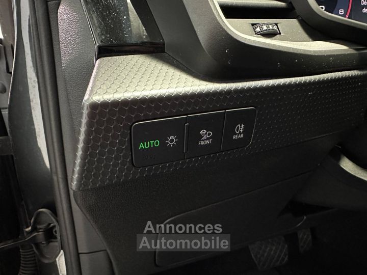Audi A1 Sportback 30 TFSI 110 ch S tronic 7 Design Luxe - 11