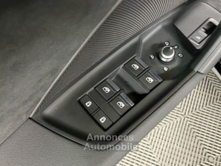 Audi A3 Sportback 20 TFSI QUATTRO S TRONIC - 9