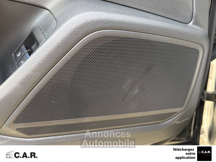 Audi A6 Avant 50 TFSIe 299 ch S tronic 7 Quattro S line - 16