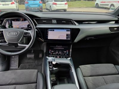 Audi e-tron 55 QUATTRO Avus   - 6