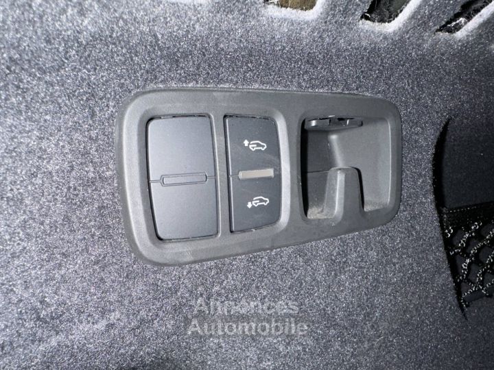 Audi Q8 60 TFSI e 462 Tiptronic 8 Quattro Compétition - 23