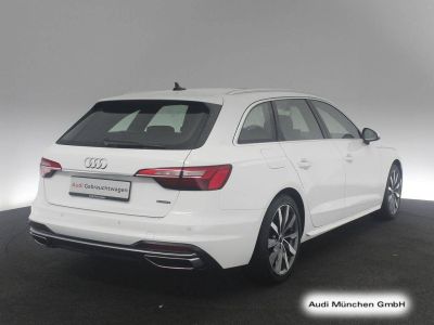 Audi A4 Avant 40 TDI/QUATTRO/PANO/ATTELAGE   - 2