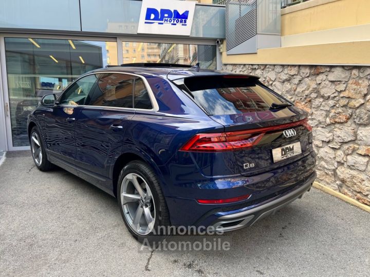 Audi Q8 55 TFSI Avus Extended 3L TFSI 340 ch - 7