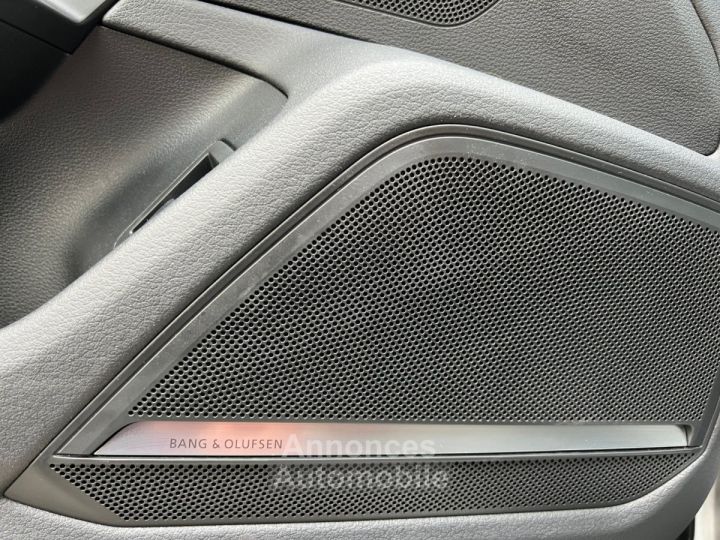 Audi RS6 C8 AVANT 25 RS ANNIVERSAIRE 600 CH 4,0 V8 TFSI * FRANCAISE * CERAMIQUES *SUIVI * TOIT OUVRANT* BO * CAM 360 * VOLANT %2B SIÈGES CHAUF - 17