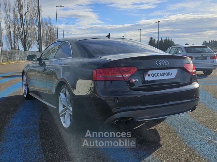 Audi S5 Quattro 42 V8 FSI - BVA Tiptronic - 7