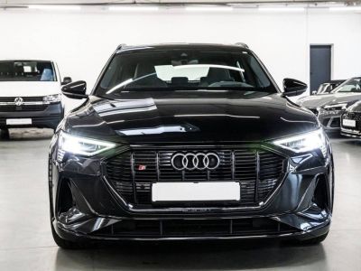 Audi e-tron S SPORTBACK BLACK/Adapt/TETEHAUTE/S-SEAT   - 3