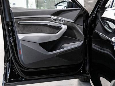 Audi e-tron S SPORTBACK BLACK/Adapt/TETEHAUTE/S-SEAT   - 9
