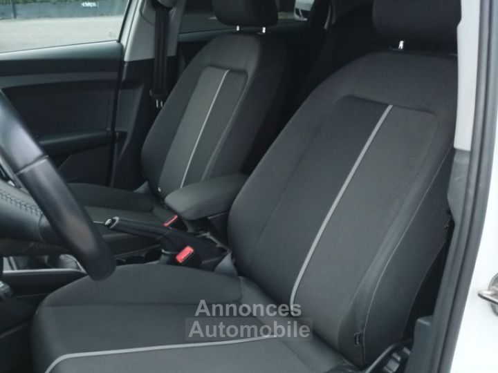 Audi A1 30 TFSI 116CH SPORTBACK BUSINESS LINE VIRTUAL COCKPIT BLANC - 8