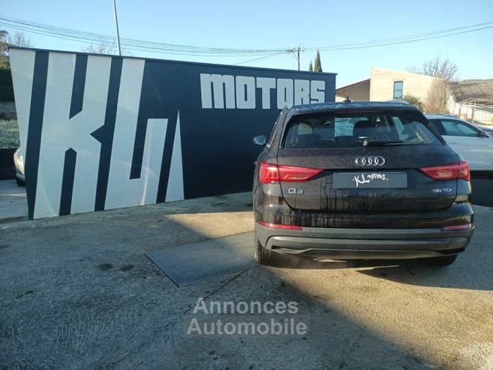 Audi Q3 20L 35TDI 150CH S-TRONIC BUSINESS LINE CARPLAY - 5
