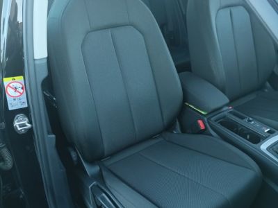 Audi Q3 20L 35TDI 150CH S-TRONIC BUSINESS LINE CARPLAY   - 11