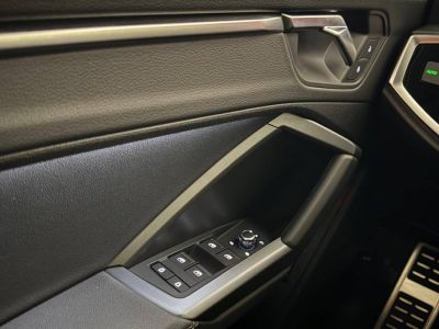 Audi Q3 35 TFSI 150 ch S tronic 7 S line   - 15
