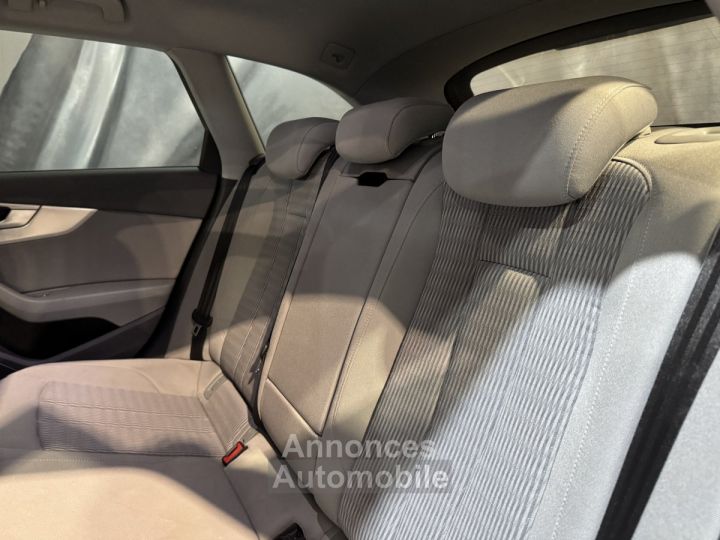 Audi A4 Avant 35 TDI 150 S tronic Design - 17