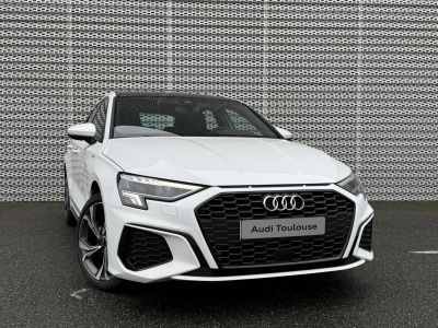 Audi A3 Sportback 40 TFSIe 204 S tronic 6 S Line   - 3