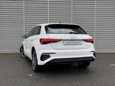 Audi A3 Sportback 40 TFSIe 204 S tronic 6 S Line   - 4
