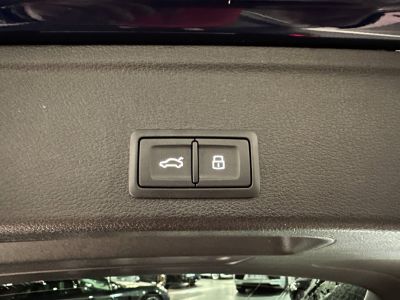 Audi A4 Avant 40 TDI 204 S tronic 7 Competition   - 16
