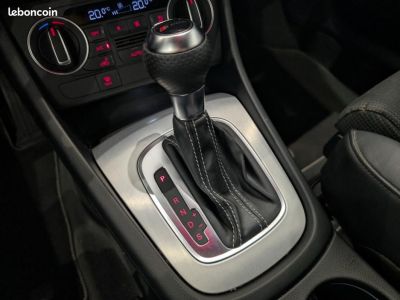 Audi Q3 20 TDI 150ch S line tronic 7   - 15