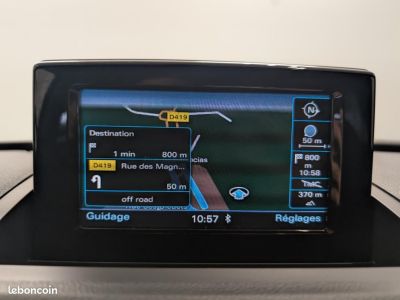 Audi Q3 20 TDI 150ch S line tronic 7   - 17