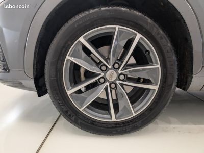 Audi Q3 20 TDI 150ch S line tronic 7   - 19