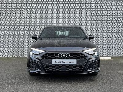 Audi A3 Sportback 40 TFSIe 204 S tronic 6 S Line   - 3