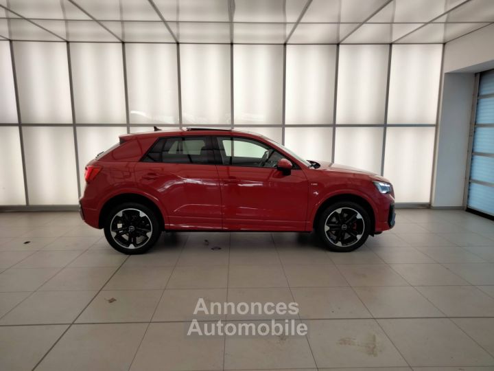 Audi Q2 35 TFSI 150 S tronic 7 S line - 11