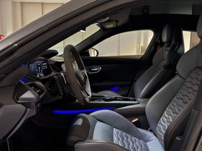 Audi e-tron GT RS 598 ch quattro S Extended   - 10