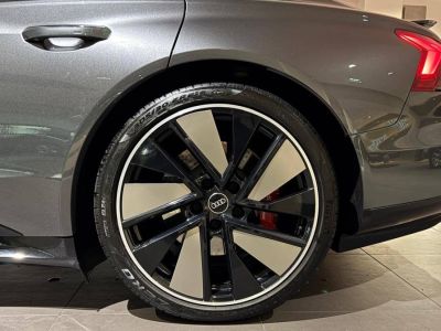 Audi e-tron GT RS 598 ch quattro S Extended   - 31