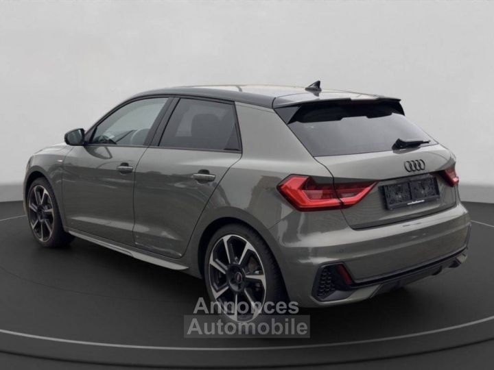 Audi A1 Sportback 30 TFSI S-Line - 4