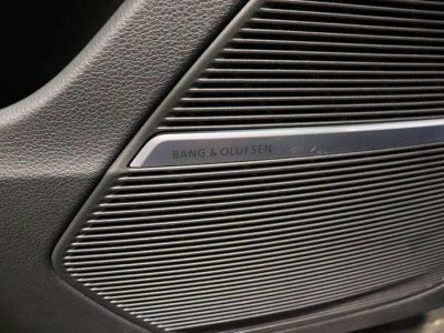 Audi Q8 50 TDI/QUATTRO/PANO/ATTELAGE   - 9