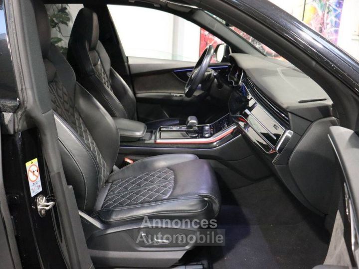 Audi Q8 50 TDI/QUATTRO/PANO/ATTELAGE - 12