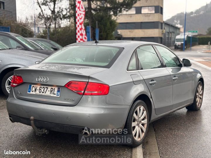 Audi A4 27 TDI V6 190 BVA Ambition Luxe - 3