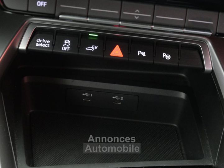 Audi A3 Sportback 40 TFSIe 204 S tronic 6 Business Executive - 8