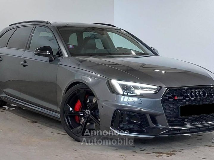 Audi RS4 AVANT Quattro J20 / PANO / B&O / ACC - 3