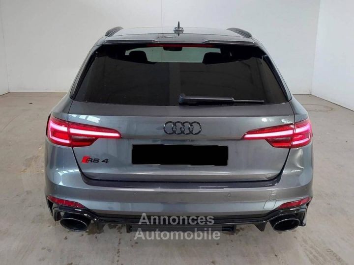 Audi RS4 AVANT Quattro J20 / PANO / B&O / ACC - 5