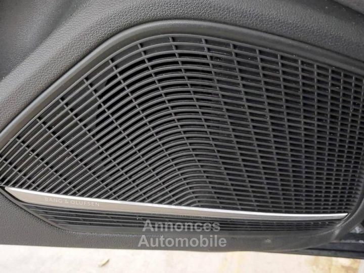 Audi RS4 AVANT Quattro J20 / PANO / B&O / ACC - 16