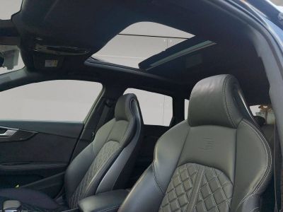 Audi S4 Avant 30 TDI quattro Matrix Pano ACC Carbon   - 19