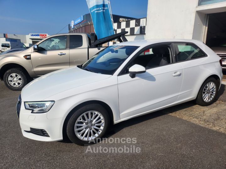 Audi A3 BUSINESS 20 TDI 150 - 2