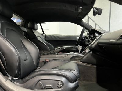 Audi R8 V8 42 FSI 420 CH Quattro R-Tronic   - 17