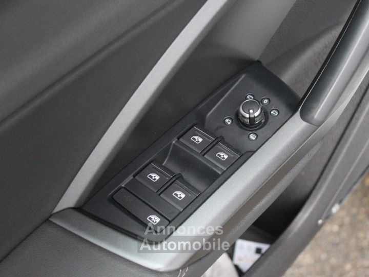 Audi Q3 Sportback 40 TDI 190 quattro s-line - 32
